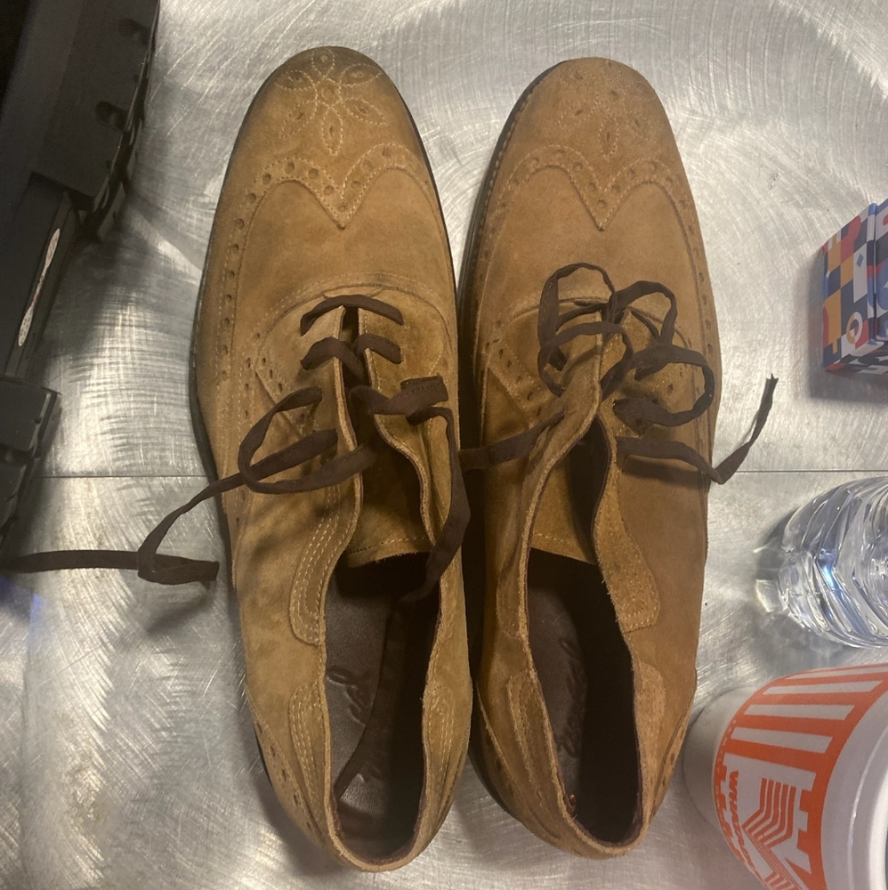 New no box Esquivel shoes